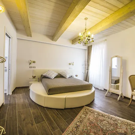 Le Stanze Di Leonardo 4* 切塞纳蒂科