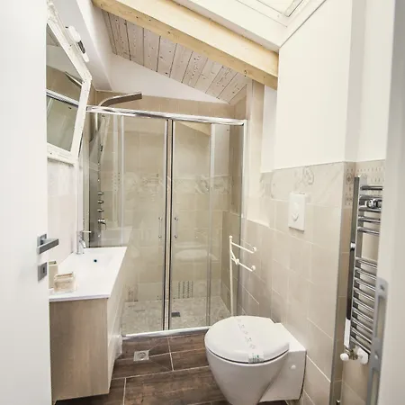 Le Stanze Di Leonardo Гостевой дом 4*